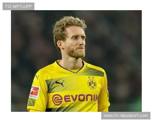 世界冠军退役后晒啤酒肚遭调侃,引发网友热议 世界冠军退役后晒啤酒肚遭调侃,引发网友热议